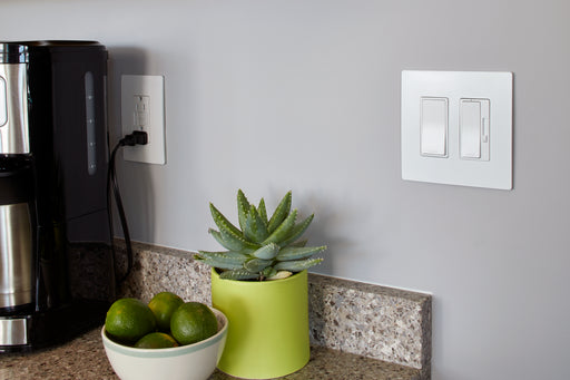 radiant RH703PTUW Tru-Universal Single Pole/3-Way Dimmer, White Main Image.jpg